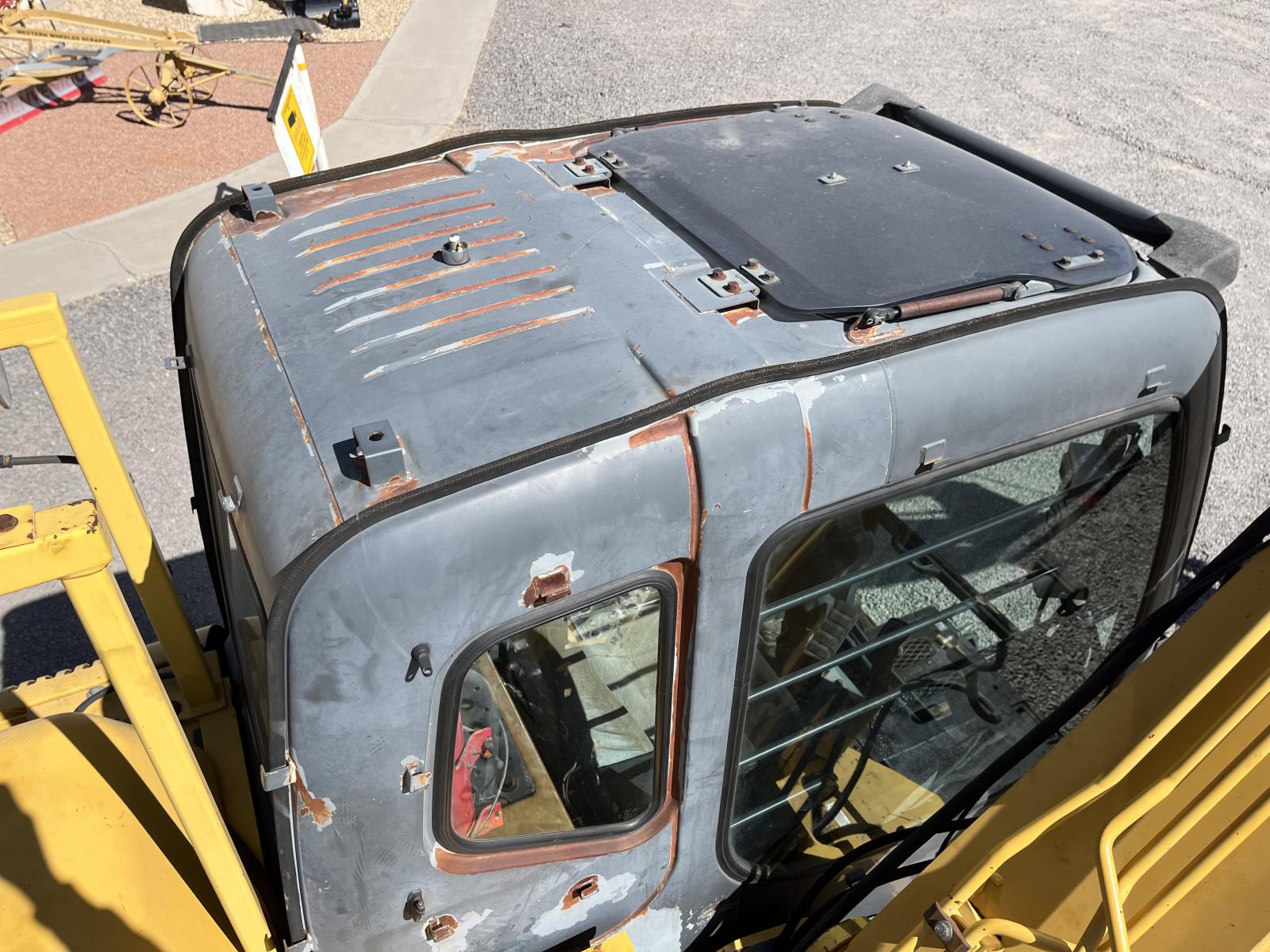 ./imagenes/INVOICE/2019/15909/JOHN-DEERE-TCM120C (44).JPG